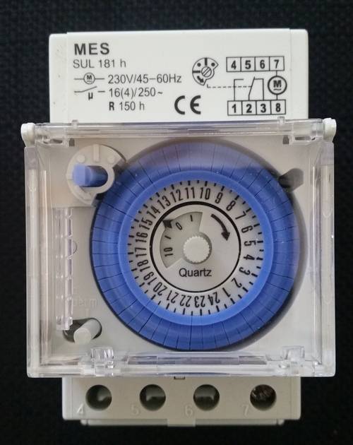 Timers Analogue Timer Time and light control > Daily program > SUL